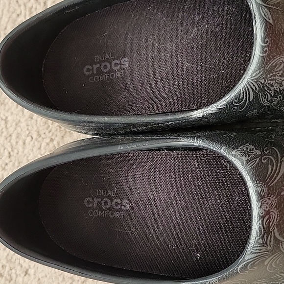 Crocs Women's Slip On Clogs - Picture 4 of 12